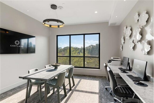 Building Photo - 3201 McKinney Ave