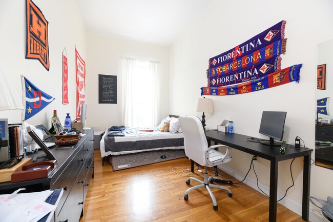 Building Photo - 57 Otis St