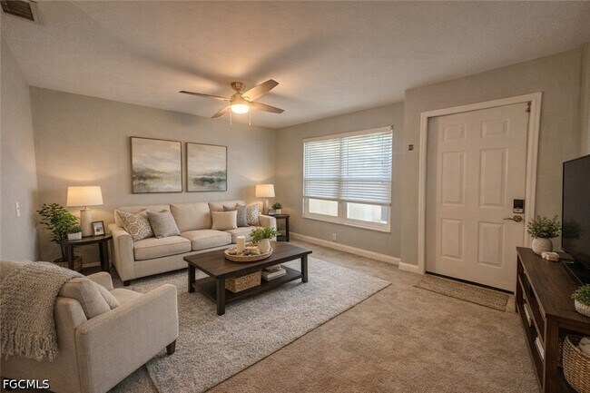 Building Photo - 6168 Principia Dr