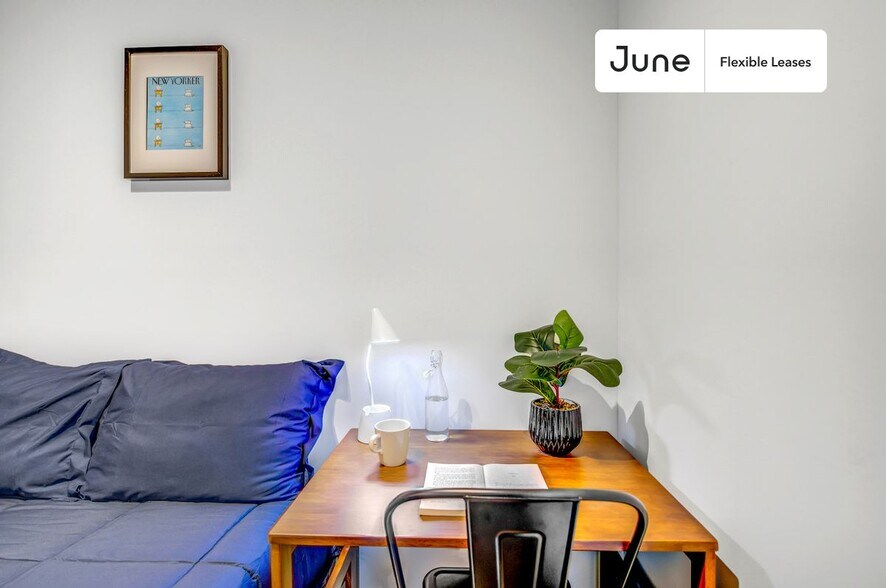 Building Photo - Prime ROOM at The Atlantic House