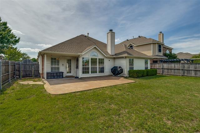 Building Photo - 903 Redbud Dr