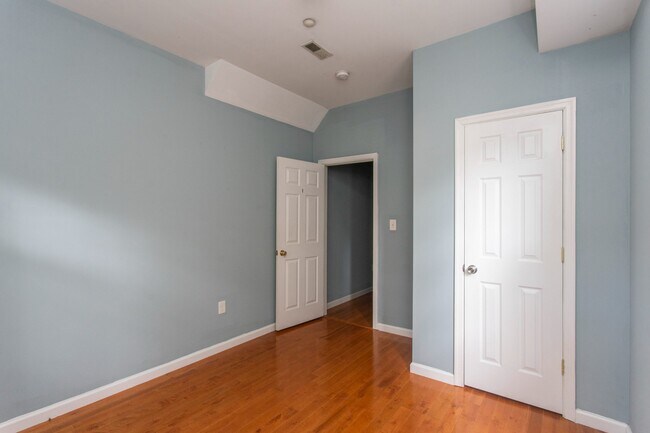 Building Photo - 2016 N 18th St