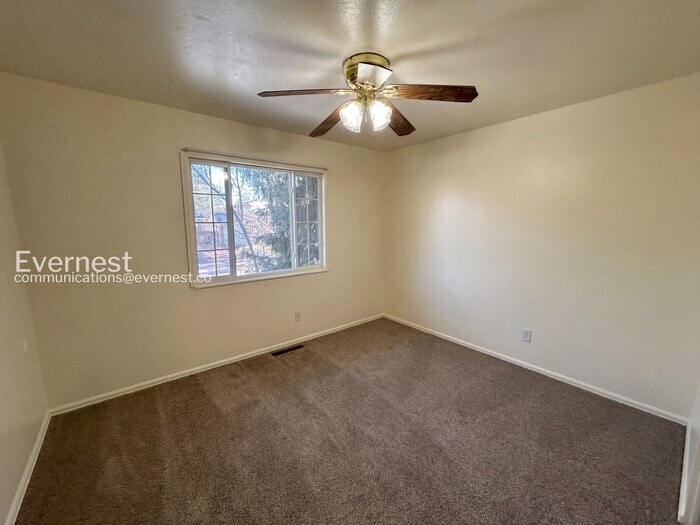 Building Photo - 1456 Bonita Dr