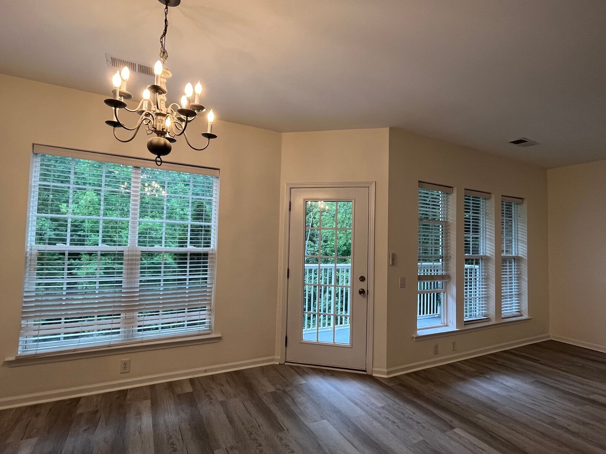 Building Photo - 11528 Costigan Ln