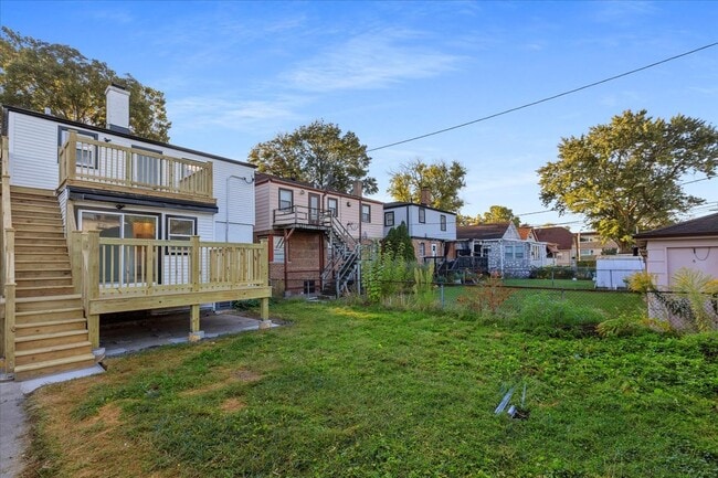 Building Photo - 1335 Marengo Ave