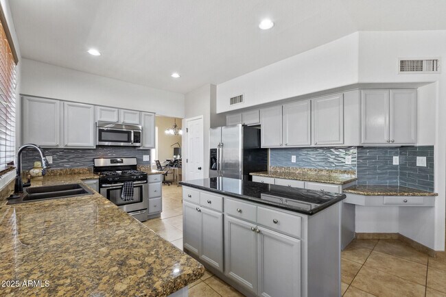 Building Photo - 11530 W Palm Brook Dr