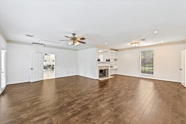 Building Photo - 21410 Ganton Dr