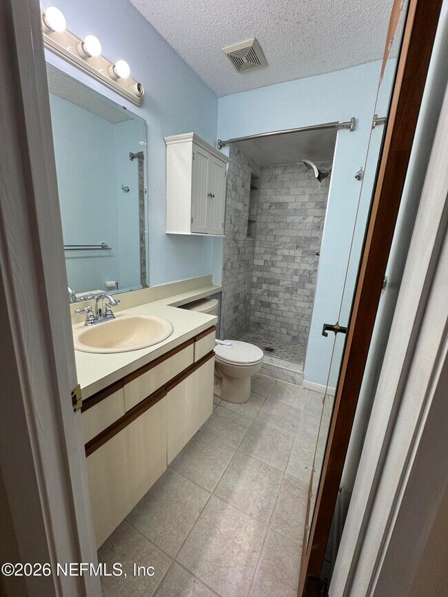 Building Photo - 8550 Goldeneye Ln
