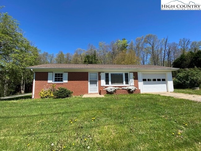Primary Photo - 6206 Idlewild Rd