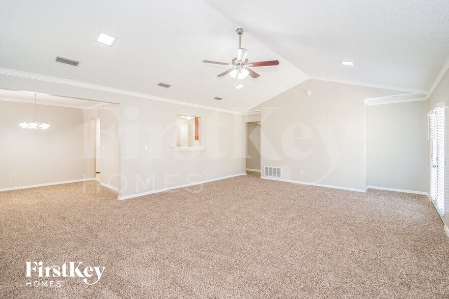 Building Photo - 1746 Cinnamon Dr