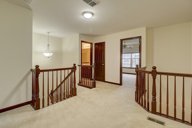 Building Photo - 23055 Ironwood Dr