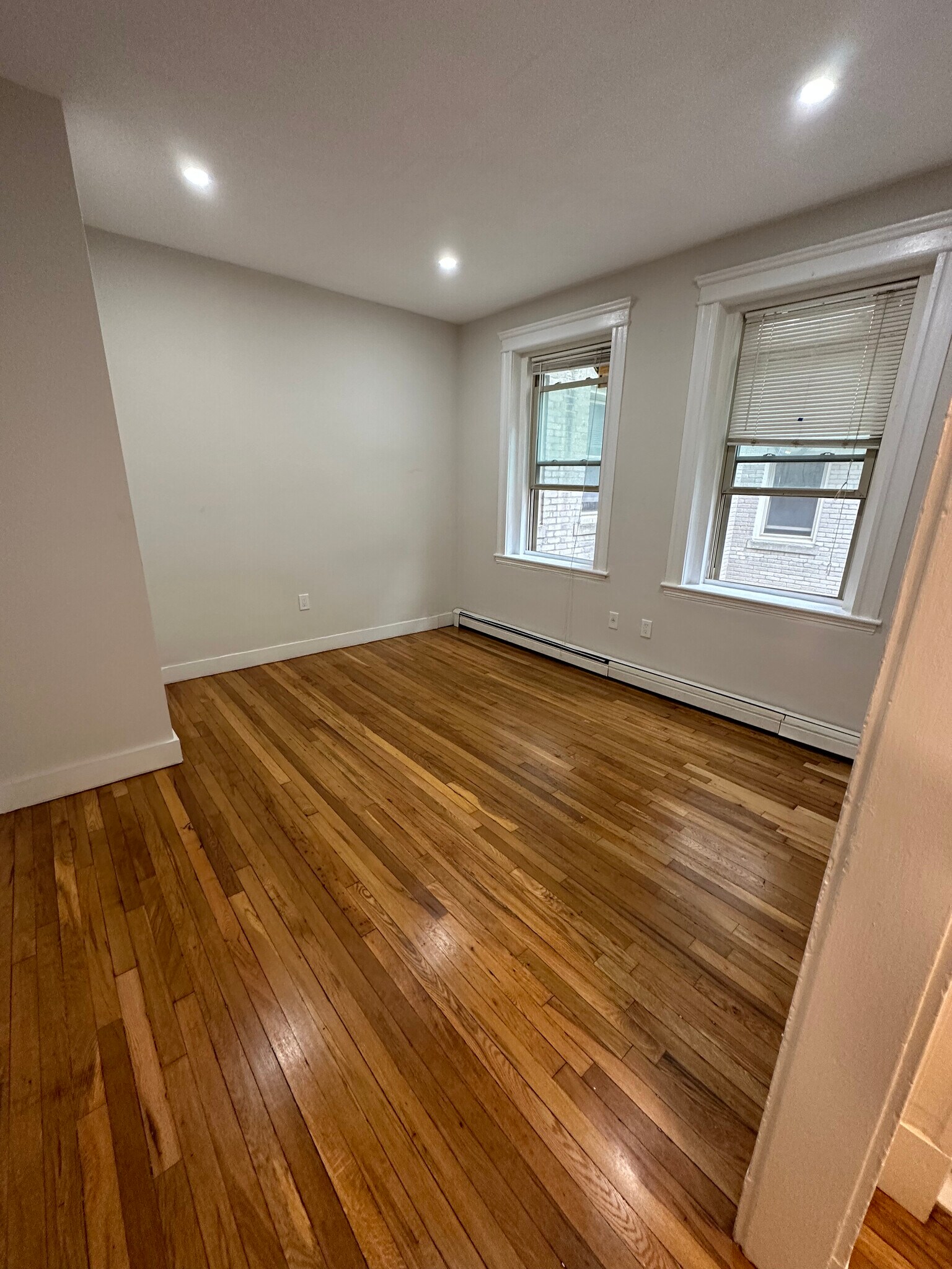 Building Photo - 1673 Commonwealth Ave