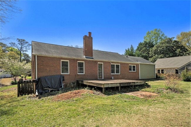 Building Photo - 3 Bedroom, 2 Bath in Decatur
