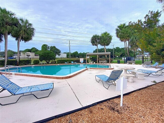 Building Photo - 106 Lamplighter Dr