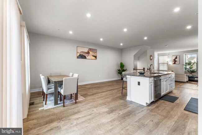 Building Photo - 117 Hawlings River Rd