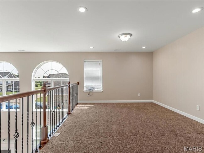 Building Photo - 7010 Monaco Dr