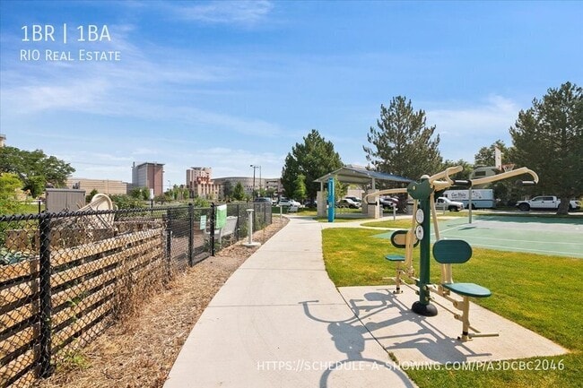 Building Photo - 1721 N Humboldt St