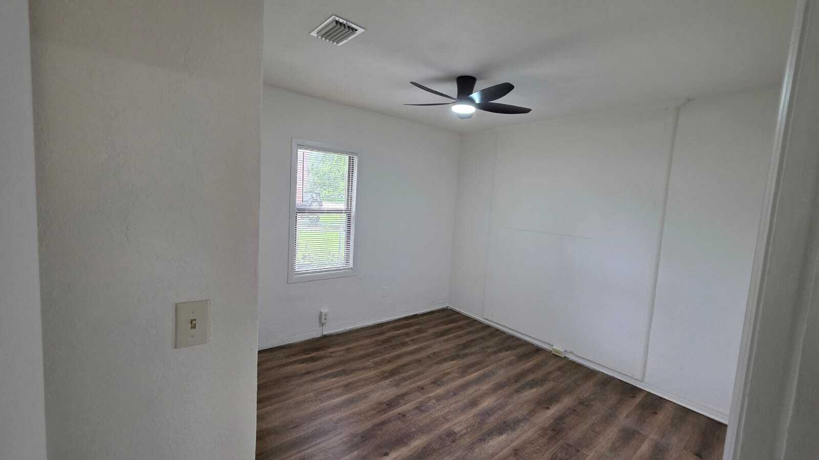 Building Photo - 161 NW 156th St