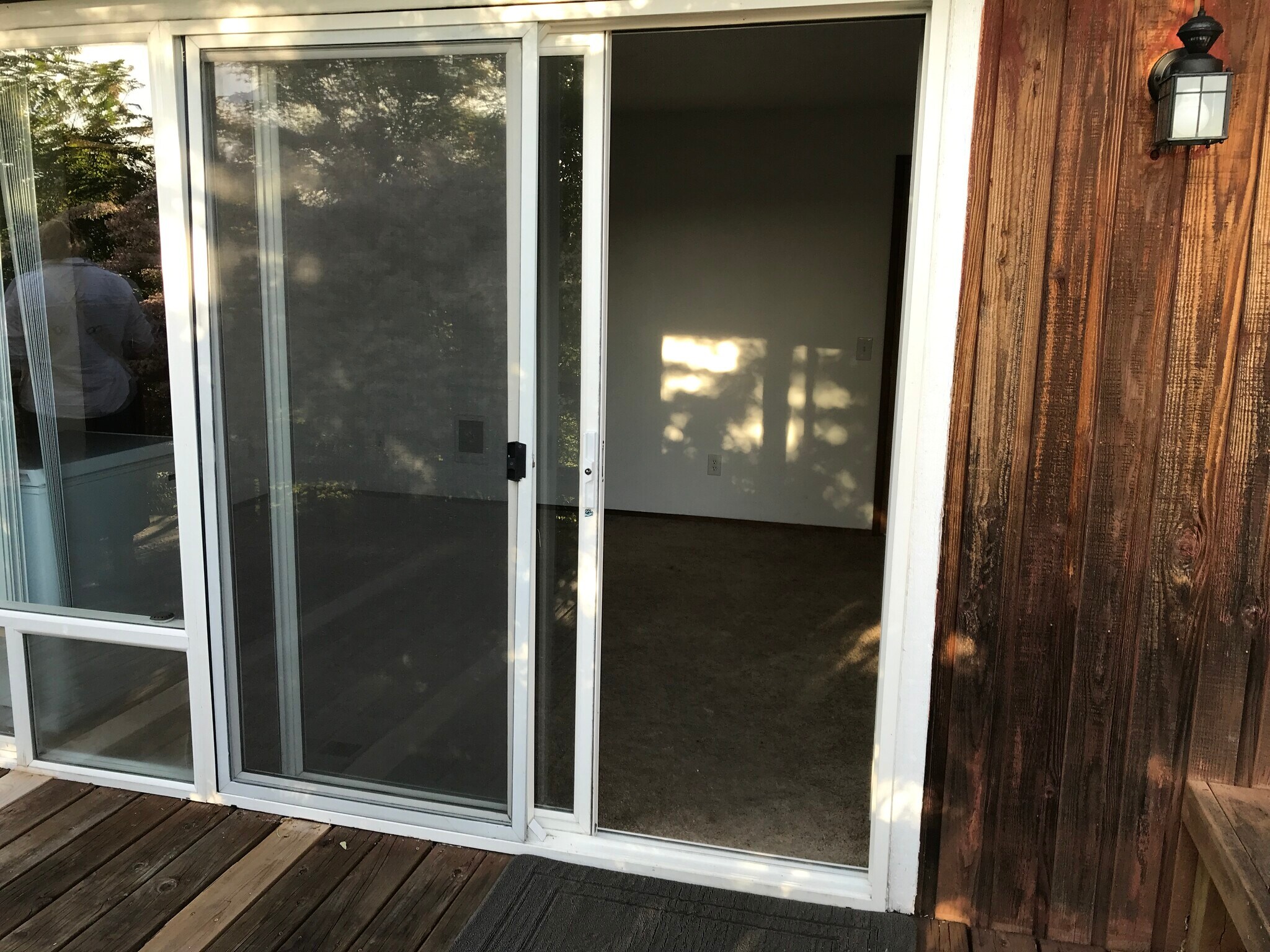 Studio Entrance - 1609 7th Ave SE