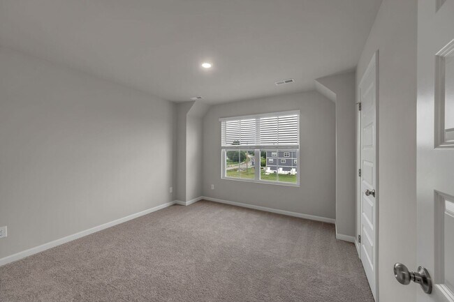 Building Photo - 1205 Harper Lndg