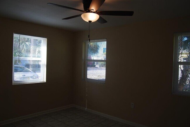 Building Photo - 6402 Gulf Winds Dr