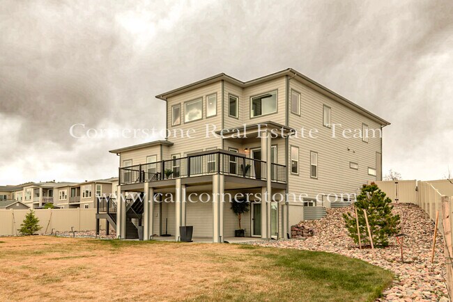 Building Photo - 9732 Marble Cyn Wy