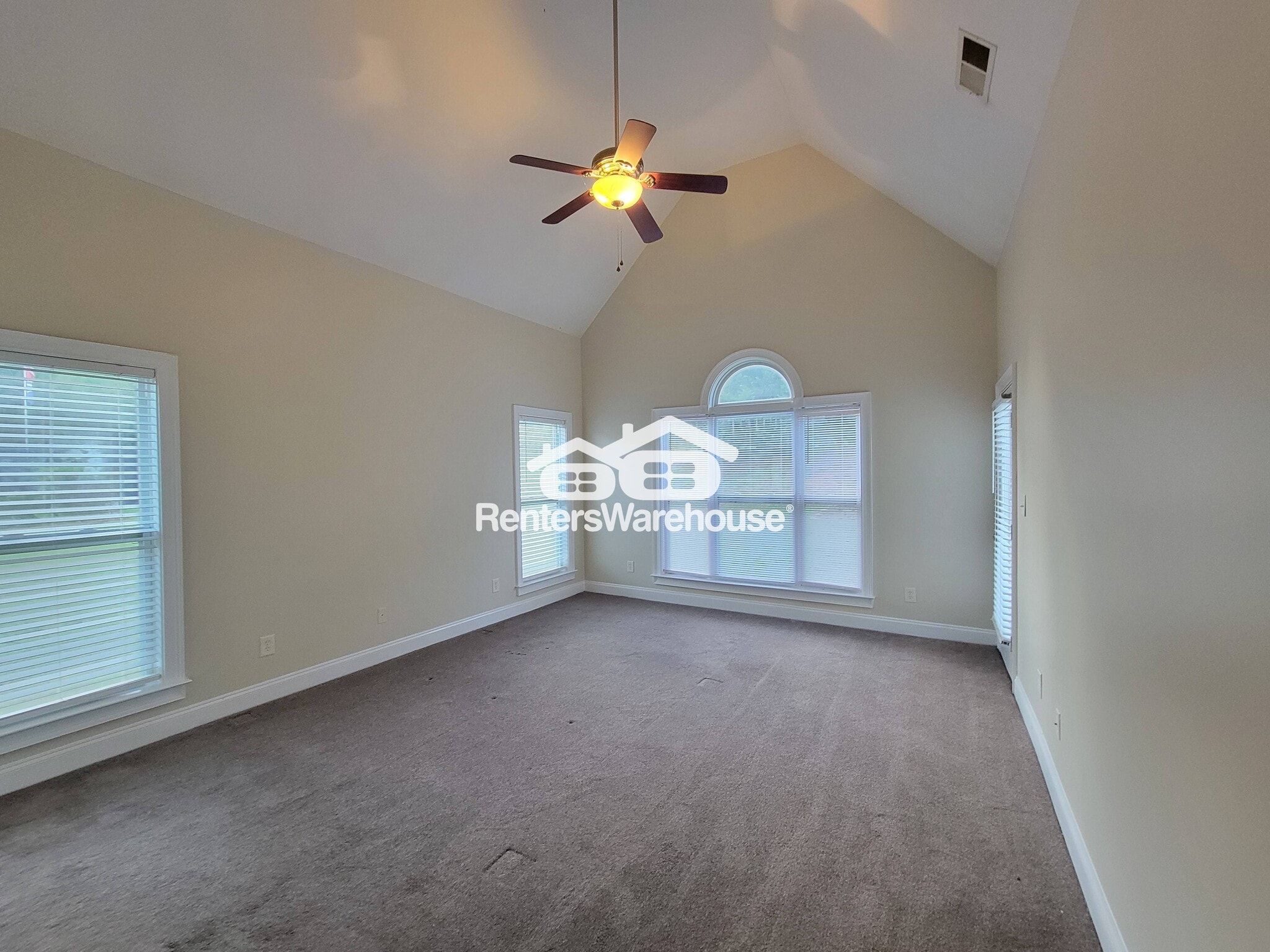 Building Photo - 1025 Rowanshyre Cir