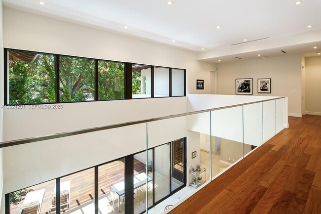 Building Photo - 4760 SW 76th Terrace
