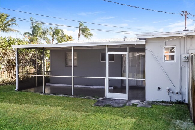 Building Photo - 41 Robalo Ct