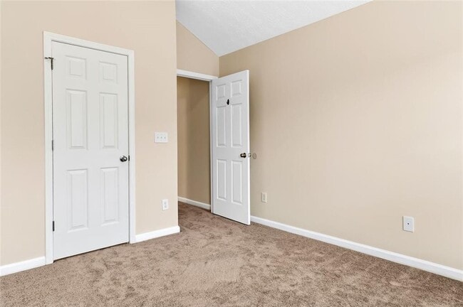 Building Photo - 1760 Millstream Hollow