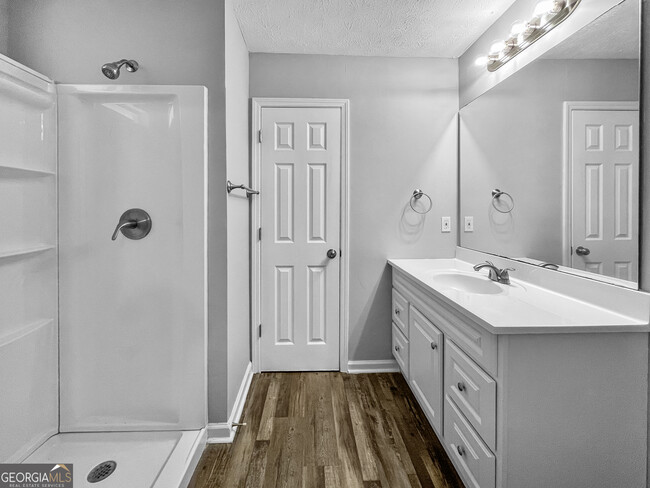 Building Photo - 1032 Winterglen Way