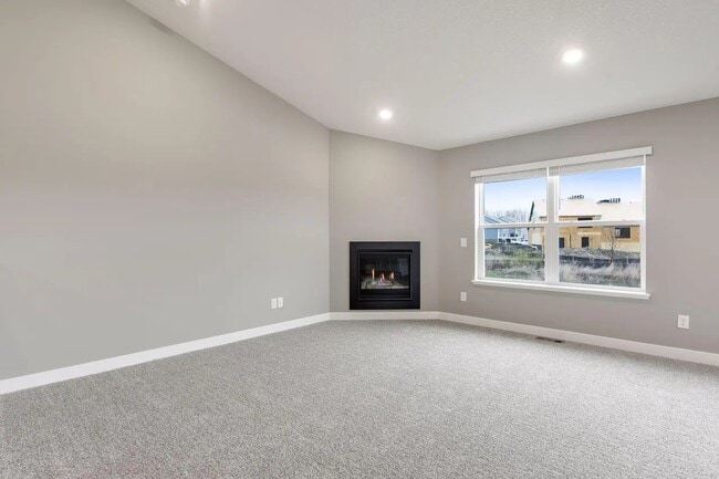 Building Photo - 20554 Glade Ave