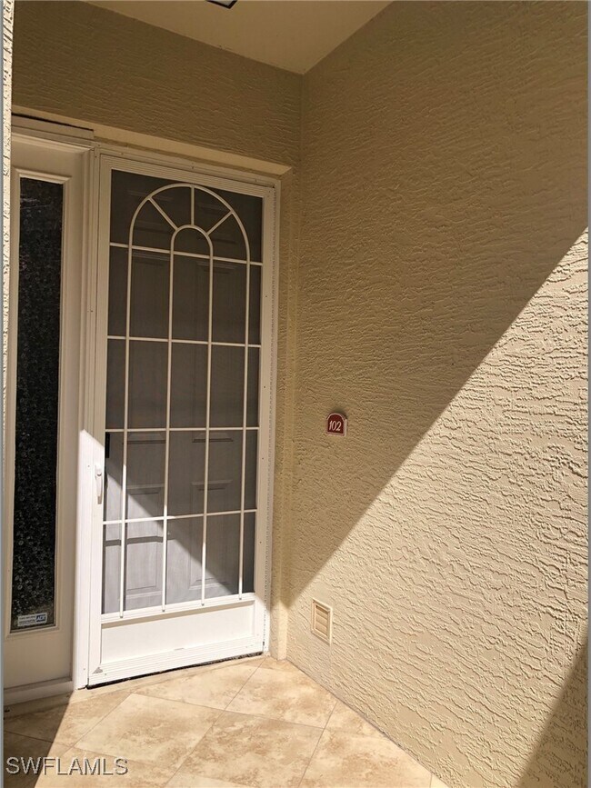 Building Photo - 5110 W Hyde Park Ct