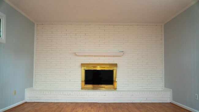 Building Photo - Four bedroom in Nashville