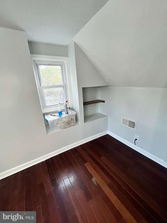 Building Photo - 5949 Baltimore St