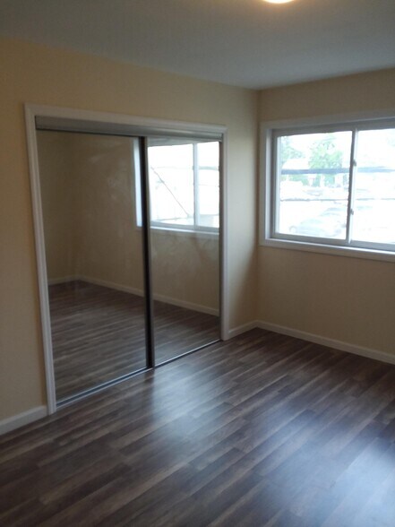 Building Photo - 2465 Lemoine Ave