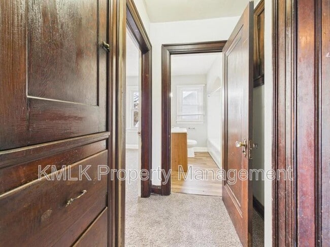 Building Photo - 918 Peckham St