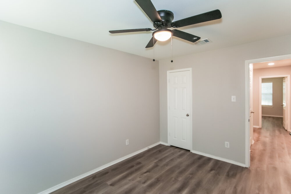 Building Photo - 16508 Cowboy Trail