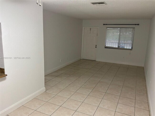 Building Photo - 6051 10th Ave N