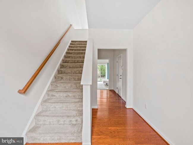 Building Photo - 43824 Royal Fern Ln