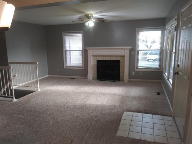 Building Photo - 1450 S Webb Rd