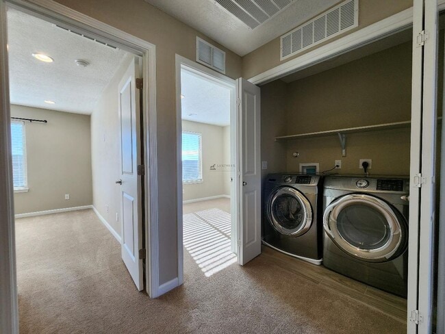 Building Photo - 5003 Wheeler Ln