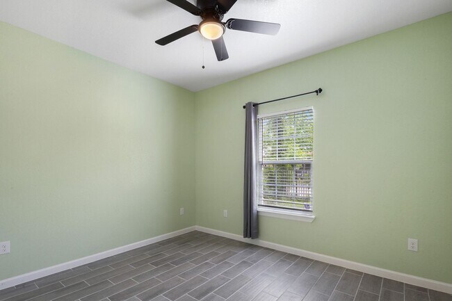 Building Photo - Charming 3/2/2 single story home near Downtown SA & St. Mary's University!