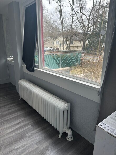 Building Photo - 56 Dobbs Ferry Rd