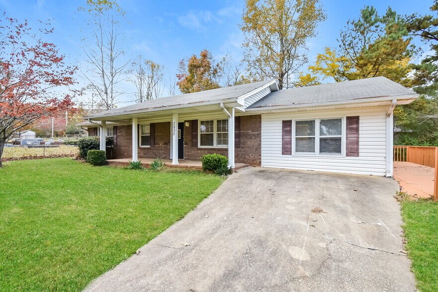 Building Photo - 3805 Nebo Rd