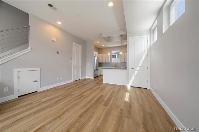 Building Photo - 1632 Lowell Blvd