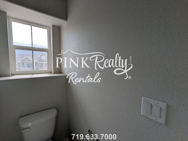 Building Photo - 19 N Raven Mine Dr