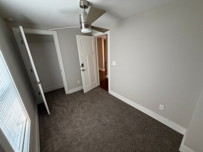 Building Photo - Room in Single Family Home on Parsons St SW