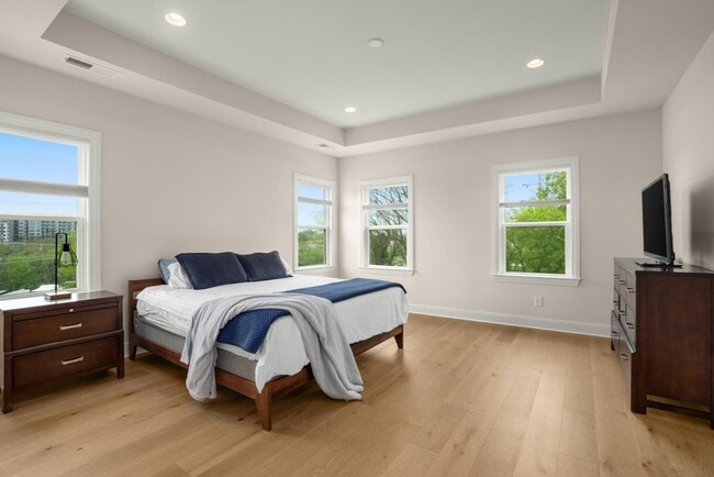 Building Photo - 500 Waycross Dr