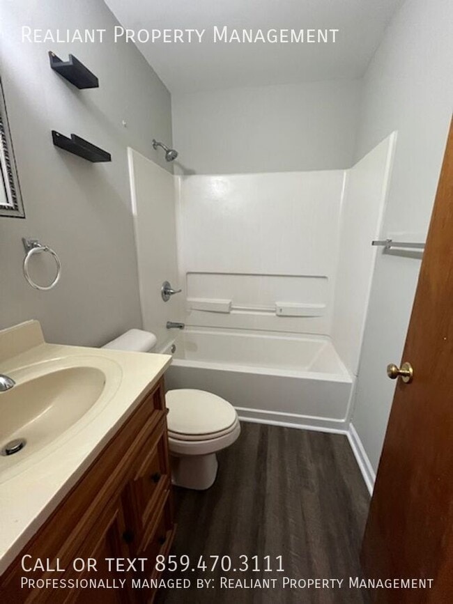 Building Photo - 3688 Crosby Dr